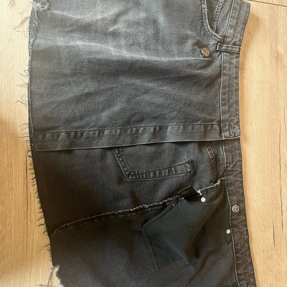 BDG black wrap skirt size medium - Picture 7 of 9